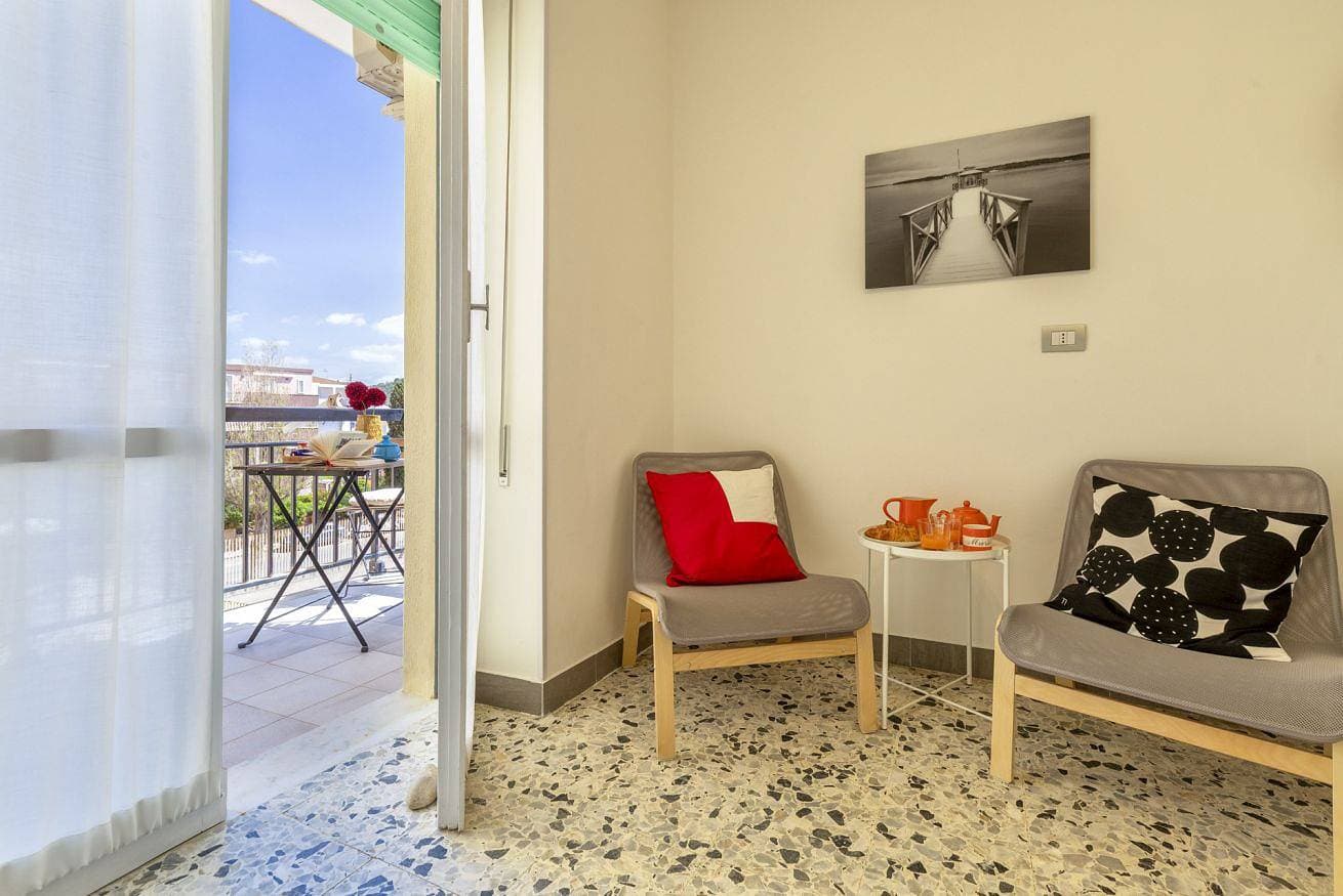 Foto 5 von 48: Ferienwohnung für 6 Personen mit Balkon/Terrasse