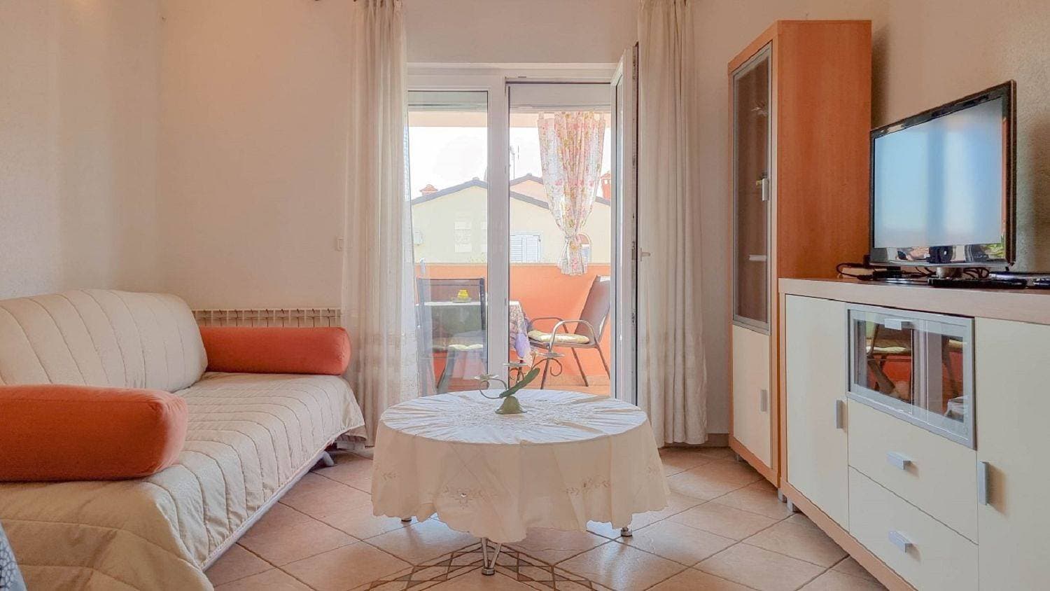 Foto 11 von 34: Hundefreundliches Apartment mit privatem Balkon, Waschmaschine, Klima, WiFi