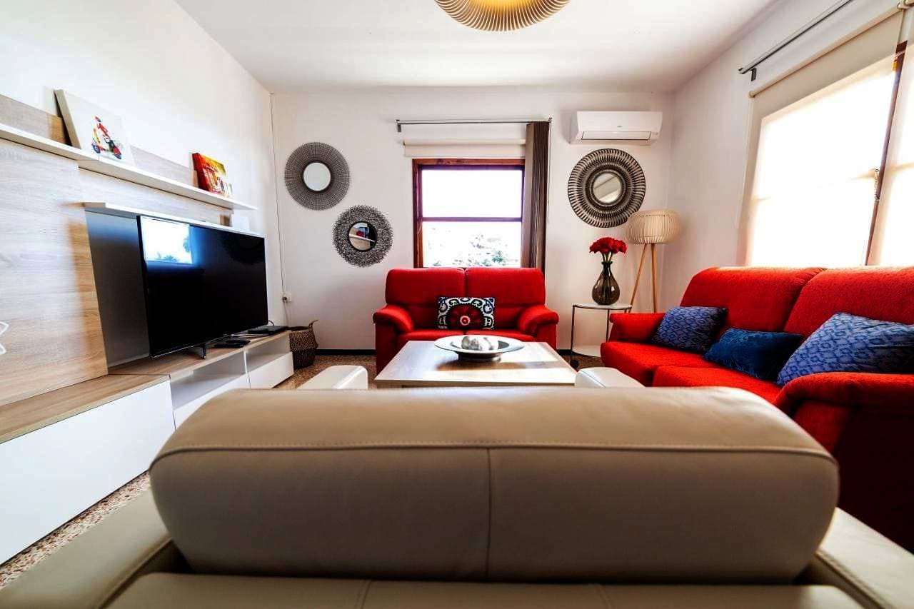 Foto 4 von 25: Three-Bedroom House