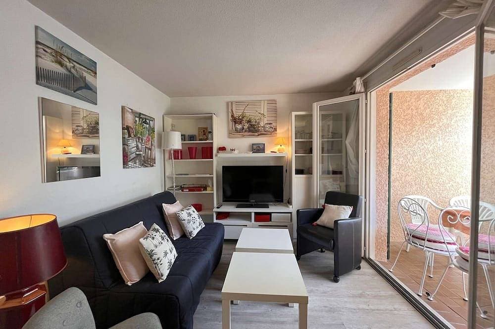 Foto 7 von 20: Gemütliche Ferienwohnung mit 2 Zimmern, Terrasse, 400m vom Strand, WLAN, Parkplatz, in Saint Aygulf