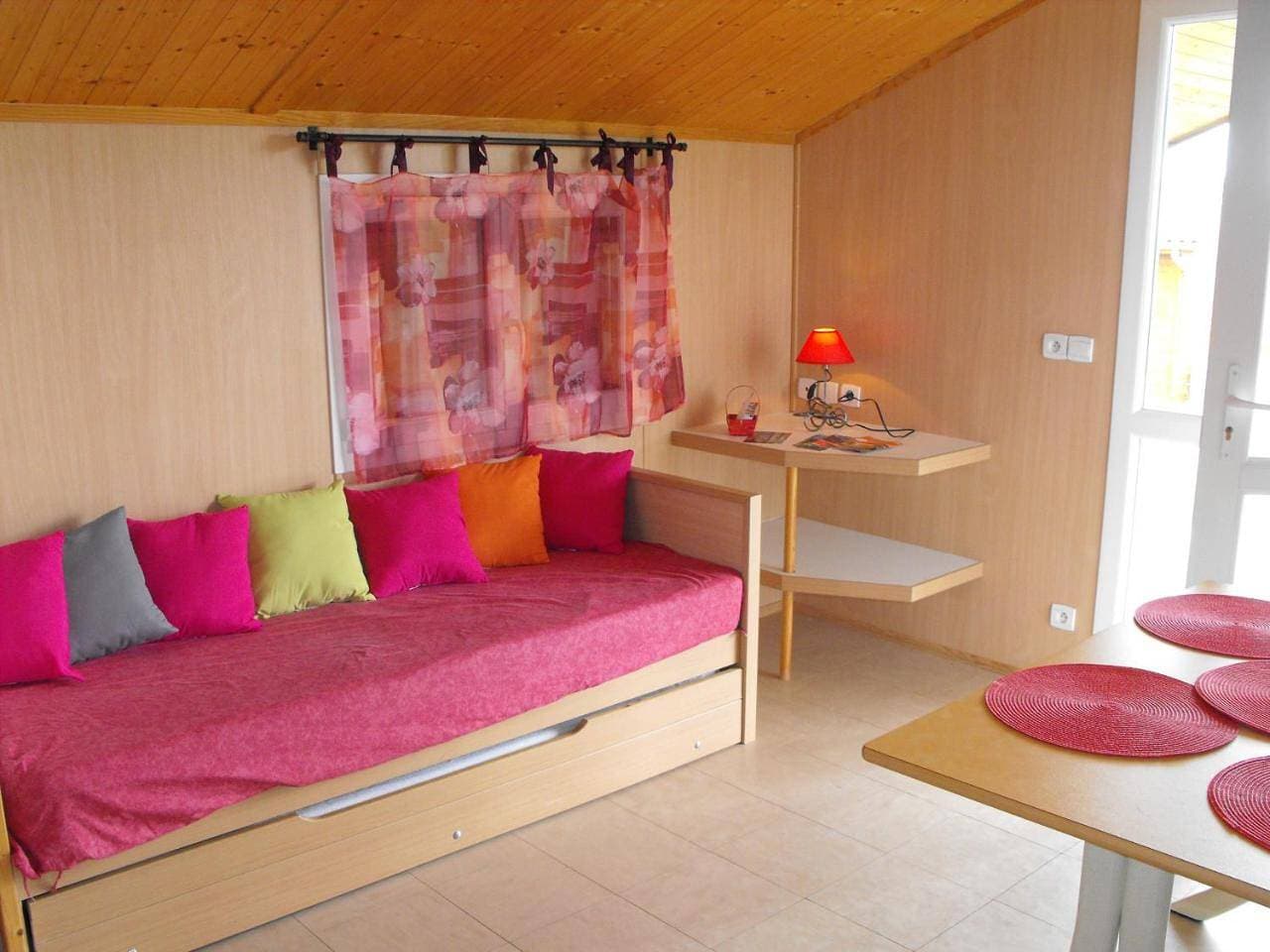 Foto 6 von 25: Two-Bedroom Chalet