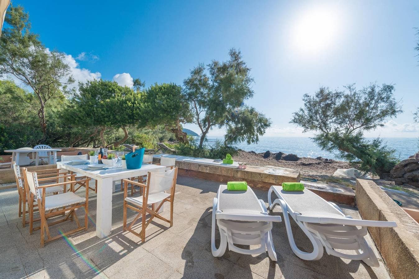 Foto 3 von 41: Port Nou Ca Na Cati - Ferienhaus mit Meerblick in Cala Bona. WiFi gratis