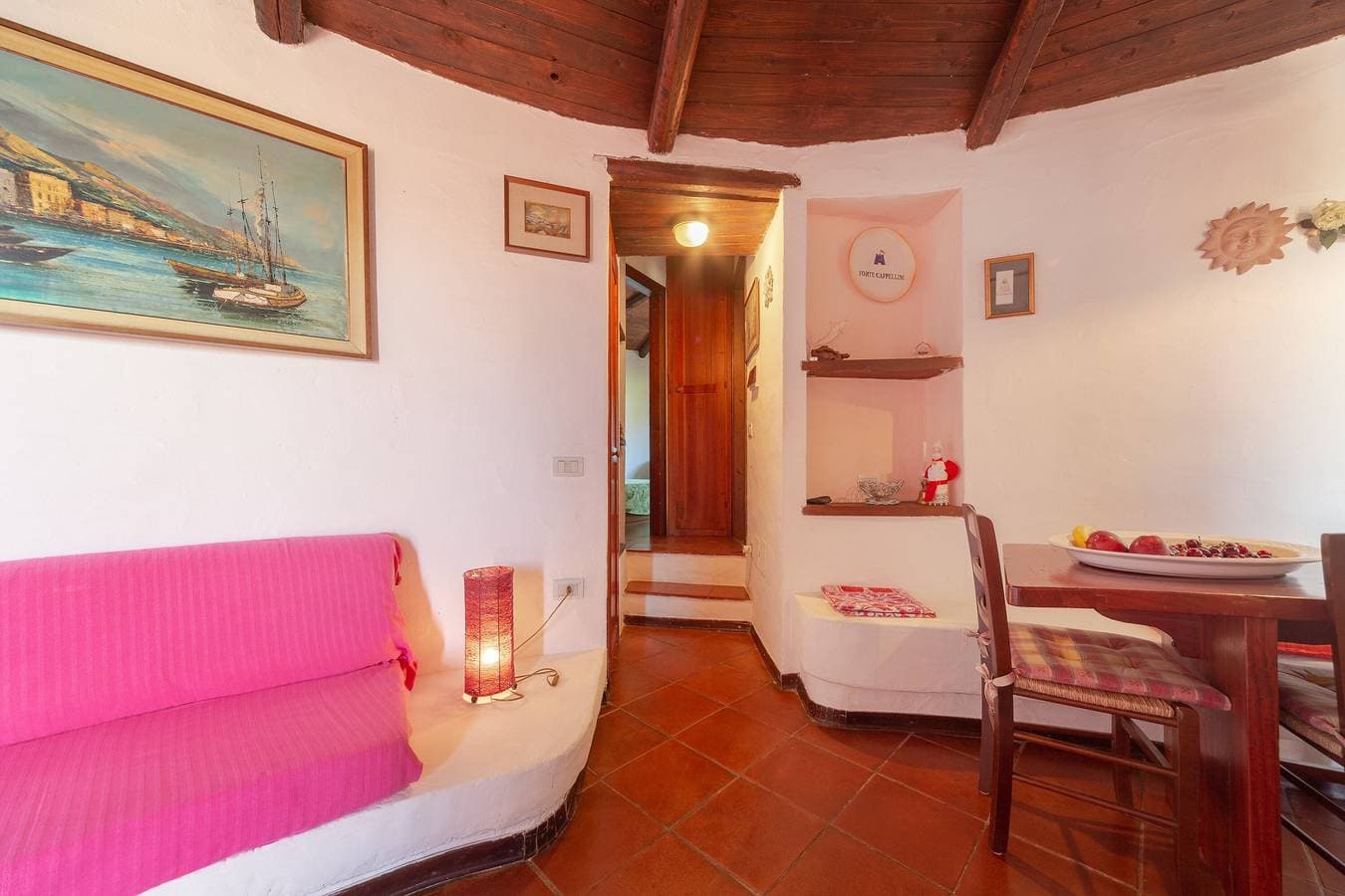 Foto 8 von 31: Cottage 'con terrazza e vista mare; parcheggio disponibile su strada'