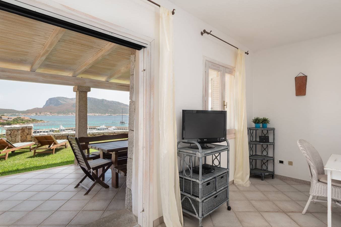 Foto 10 von 31: Ferienwohnung für 6 Personen mit Garten