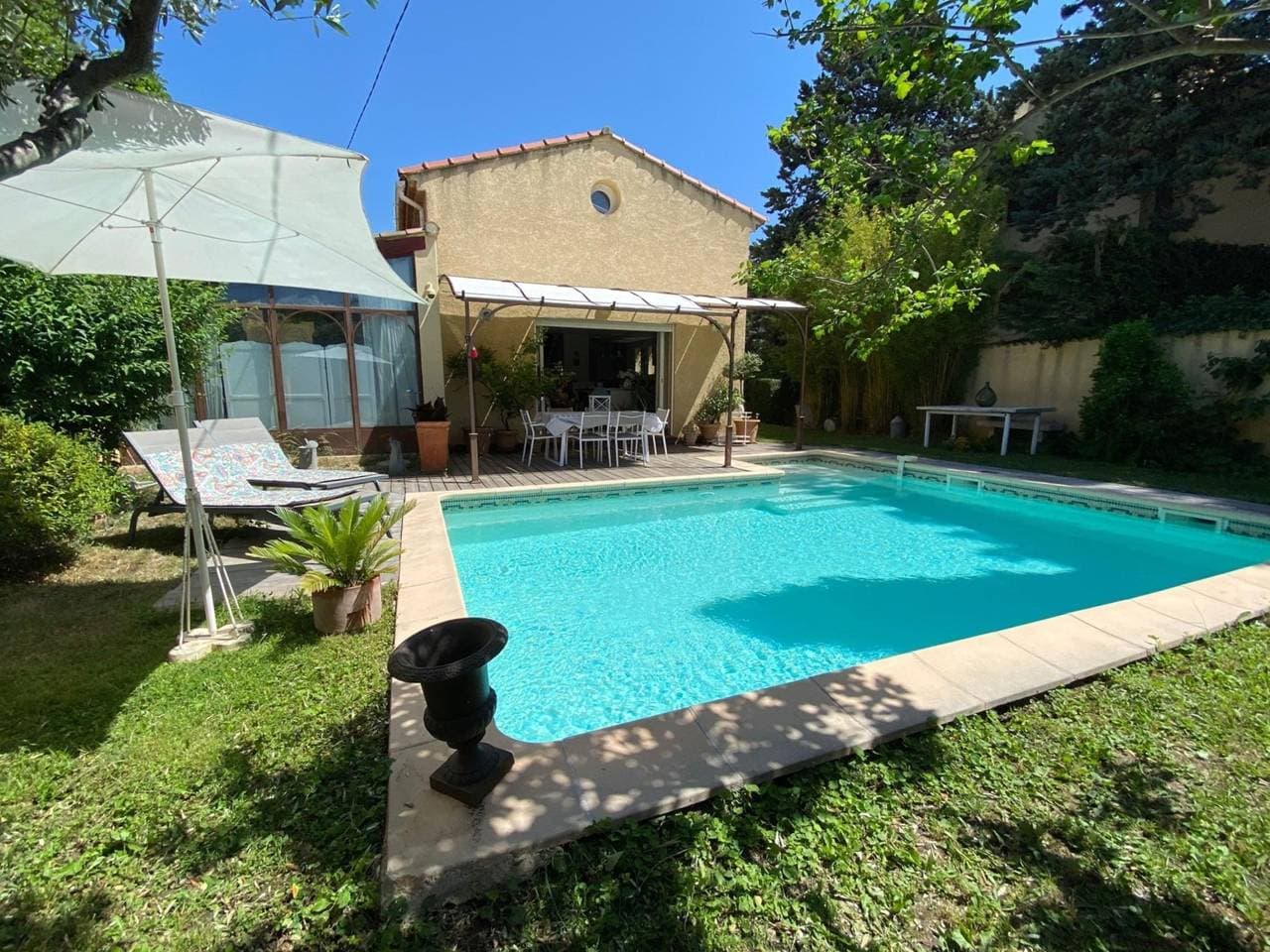 Villa mit Pool und Klimanlage in Aix-en-Provence 1