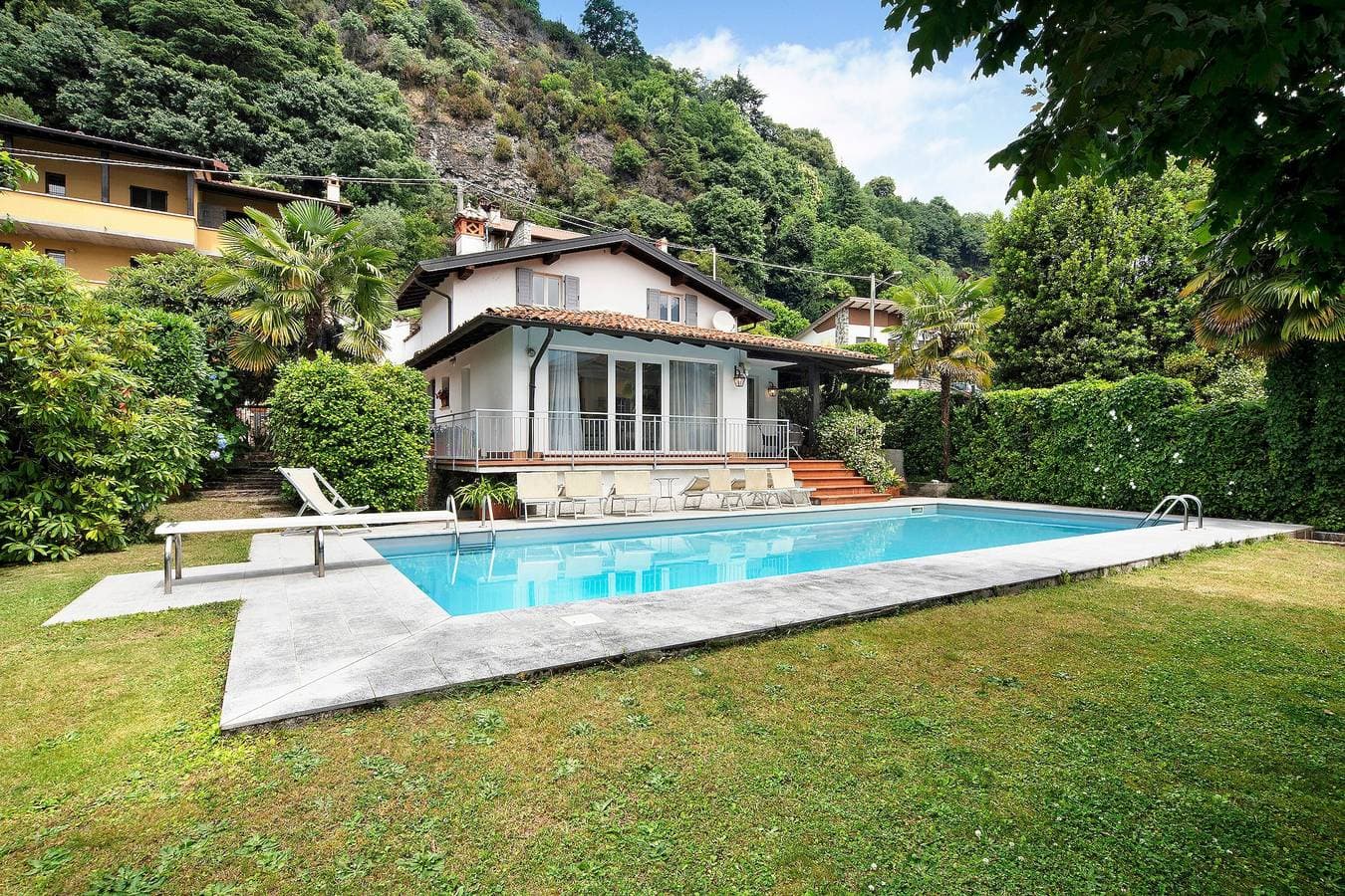 Foto 10 von 29: Haustierfreundliche Villa “Luxury Country House Domaso” mit Pool und Seeblick
