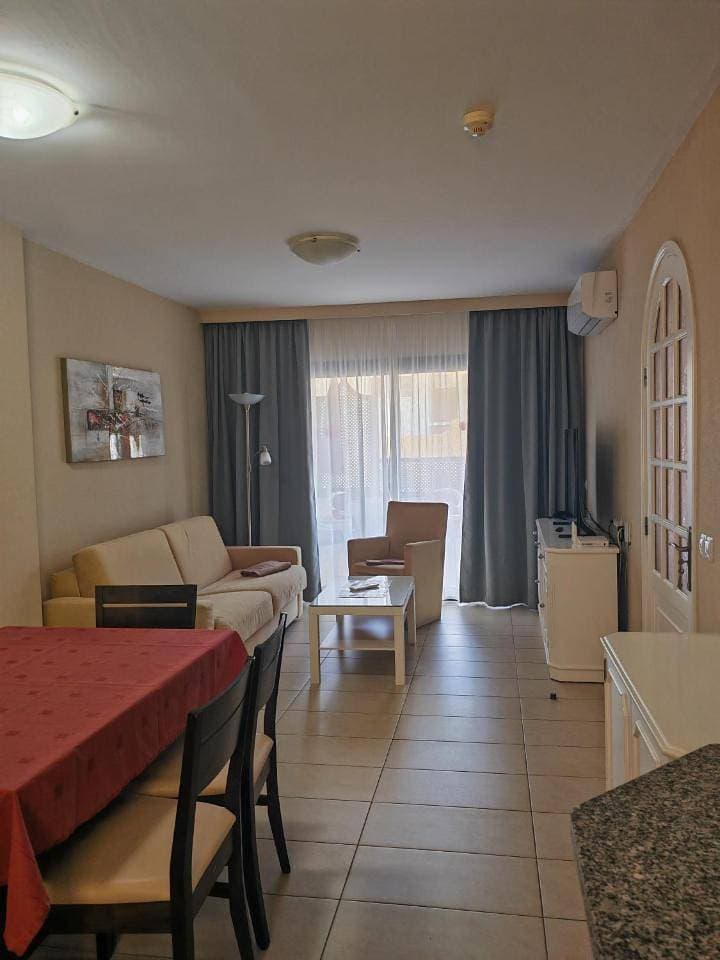 Foto 12 von 15: Two-Bedroom Apartment