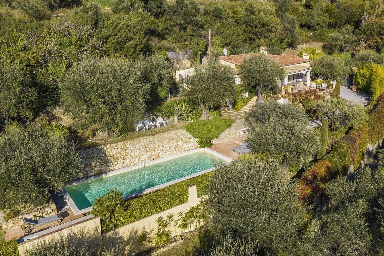 Villa 1