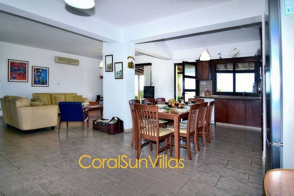 Foto 11 von 30: Direkt zum Sandstrand (30 m), beeindruckende Villa, außergewöhnliche Aussicht, Privatsphäre