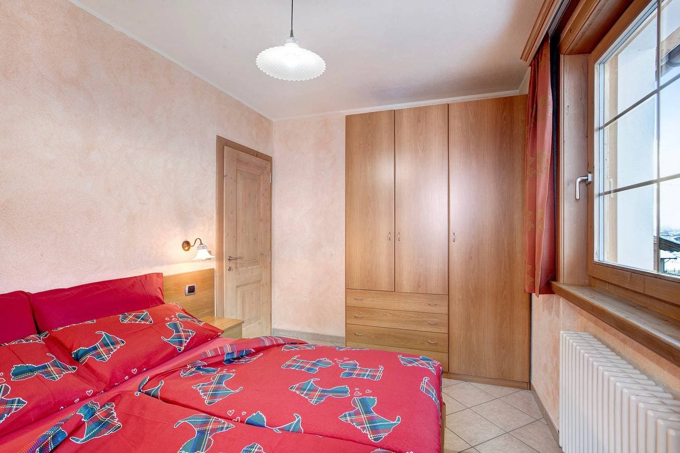 Foto 8 von 29: Ferienwohnung 'Al Bait Da Marangona 4' mit Bergblick, Gemeinschaftsgarten und WLAN