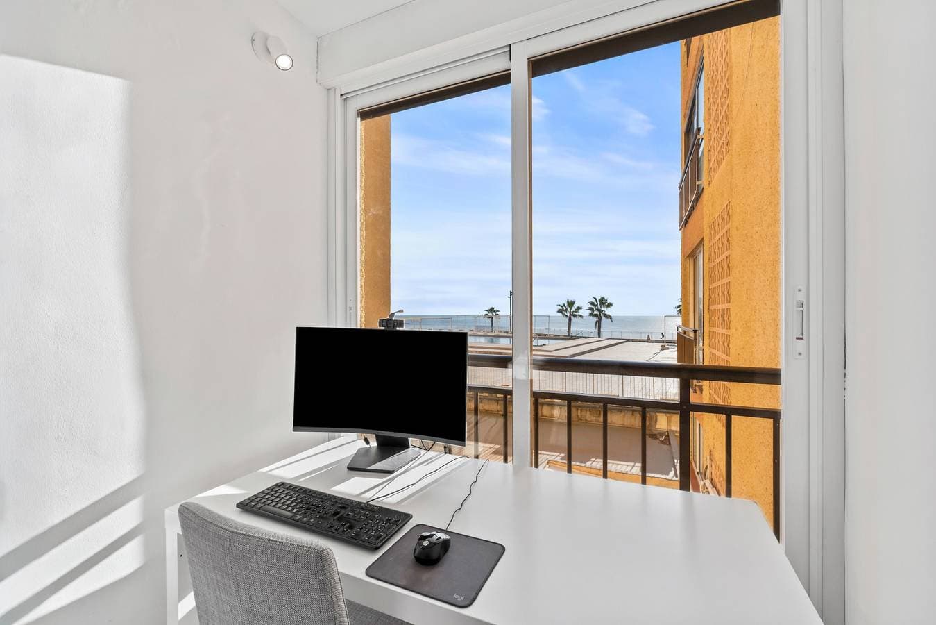 Foto 12 von 22: Ferienwohnung 'Sea Views and Luxury on the Beach'
