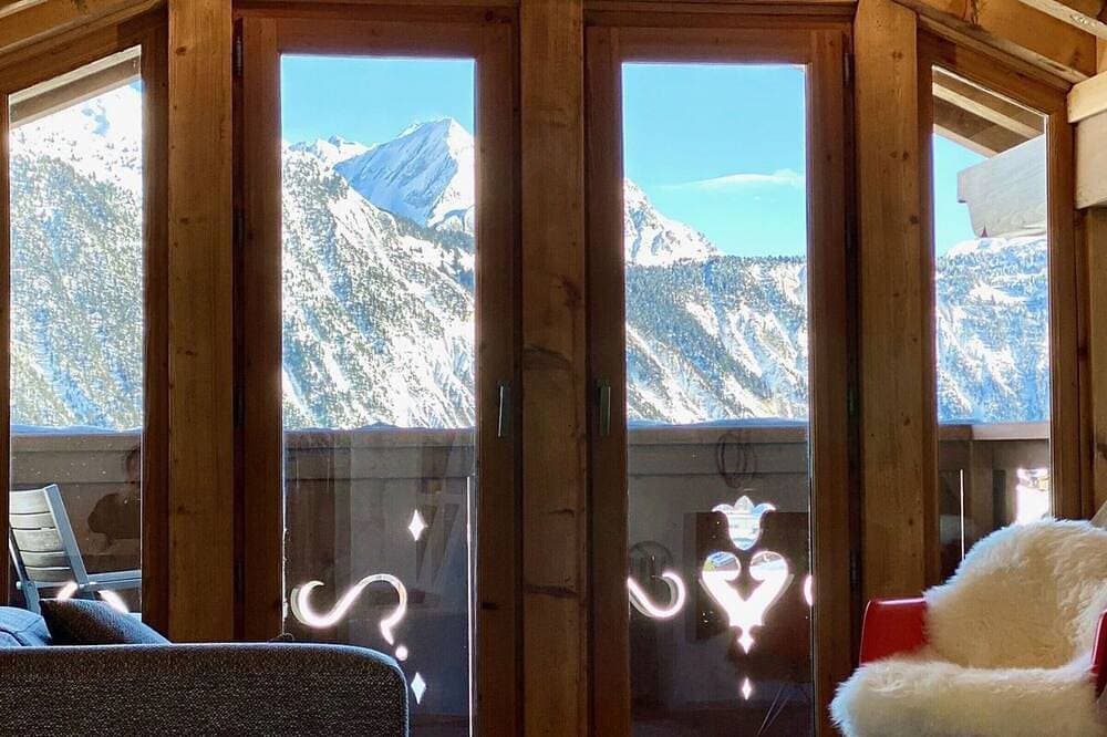 Foto 6 von 17: Wunderschöne moderne Wohnung in Courchevel 1850, 3 Schlafzimmer, Sauna, Parkplatz
