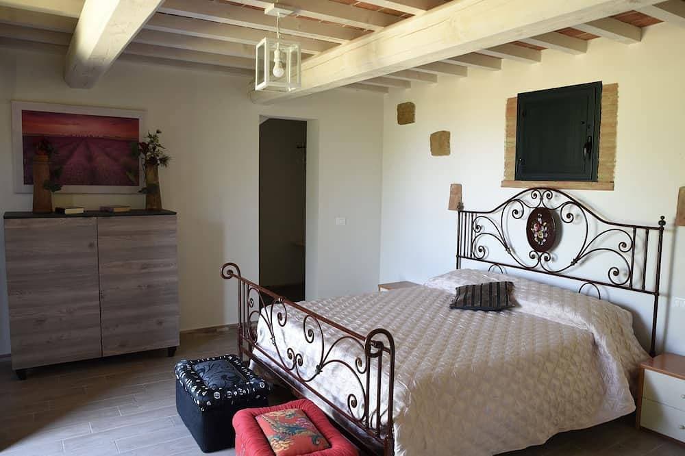 Foto 5 von 30: Gepflegte Villa mit Meerblick & Privatpool, Meernah, WLAN, Garten und Terrassen