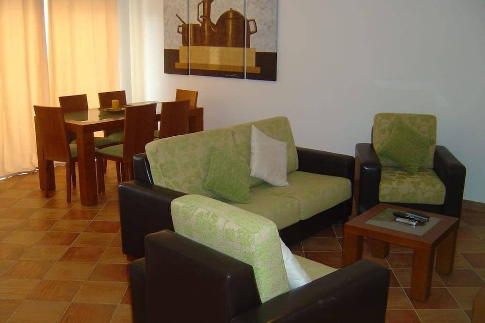 Foto 6 von 23: Wohnung neben dem Strand in Wohnanlage mit Innen- und Außenpool