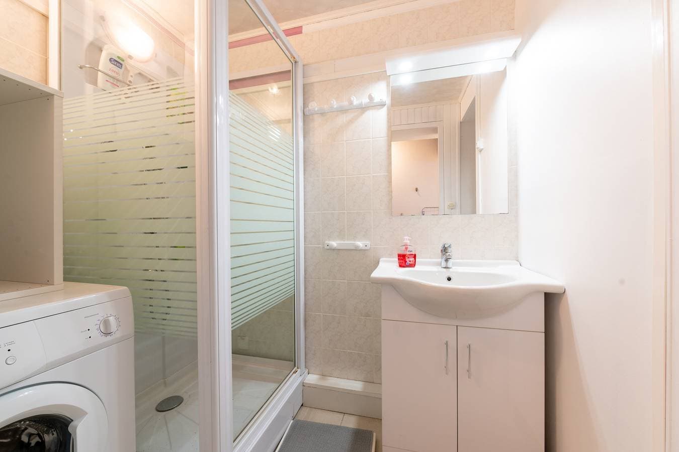 Foto 5 von 21: Ferienwohnung für 4 Personen mit Balkon