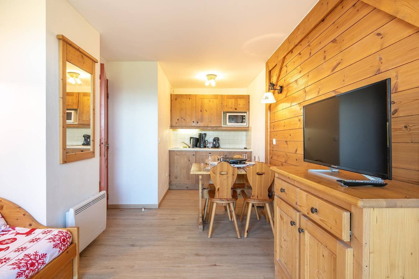 Foto 2 von 22: Ferienwohnung für 4 Personen mit Balkon