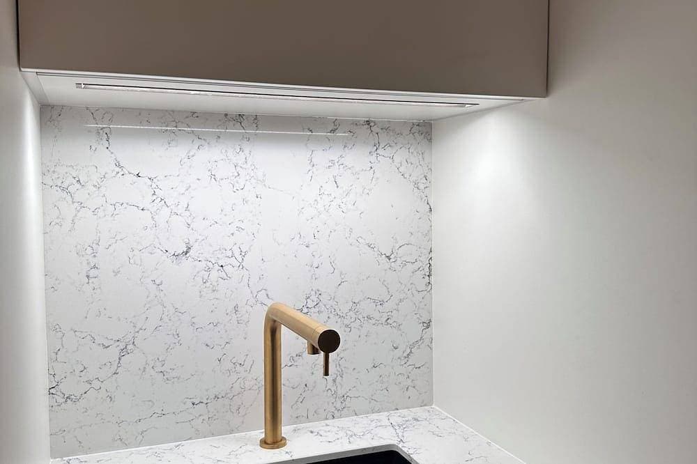 Foto 7 von 13: Appartement Contemporain Rénové Entre Terre et mer Avec Piscine
