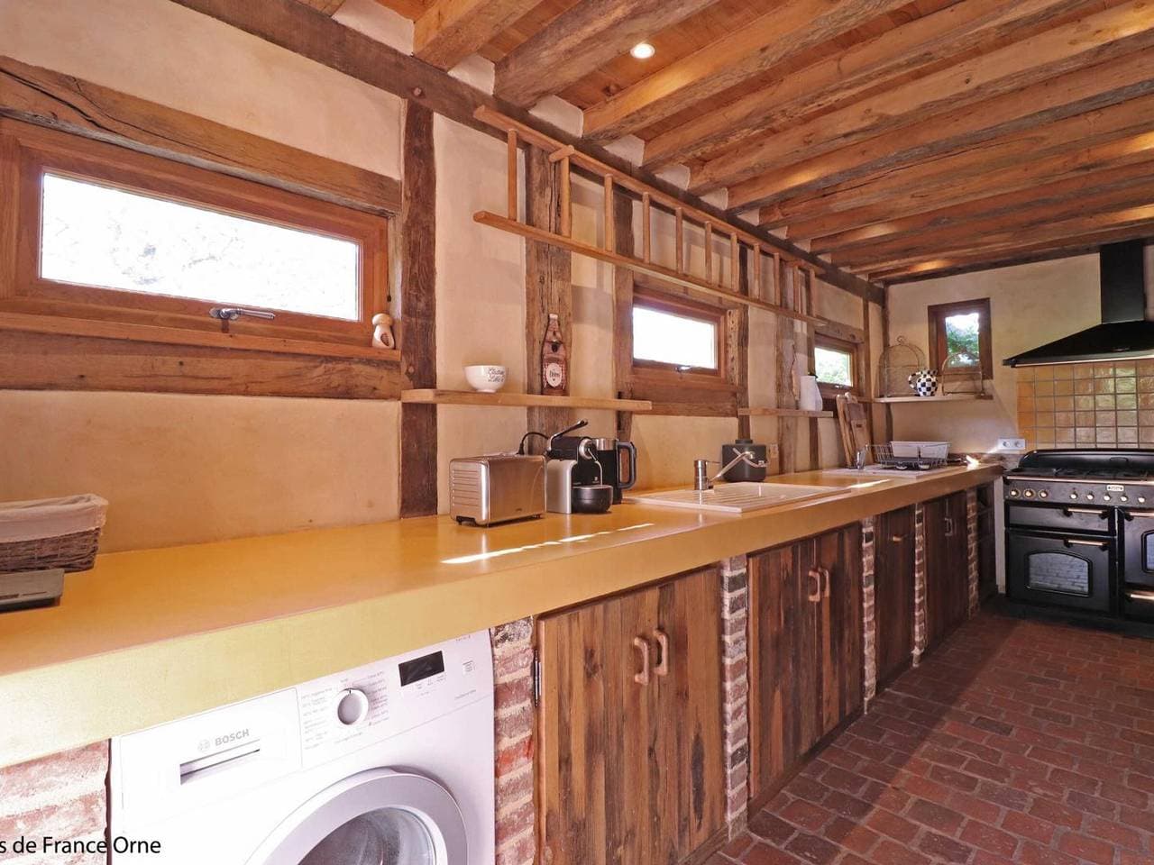Foto 3 von 32: Typisches Cottage mit Kamin und Garten, Haustiere erlaubt