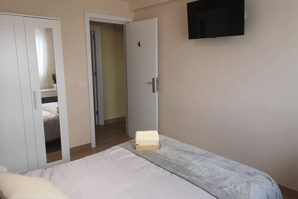 Foto 10 von 28: Full apartment 13 beds and 3 bathrooms near the airport North La Laguna Tenerife