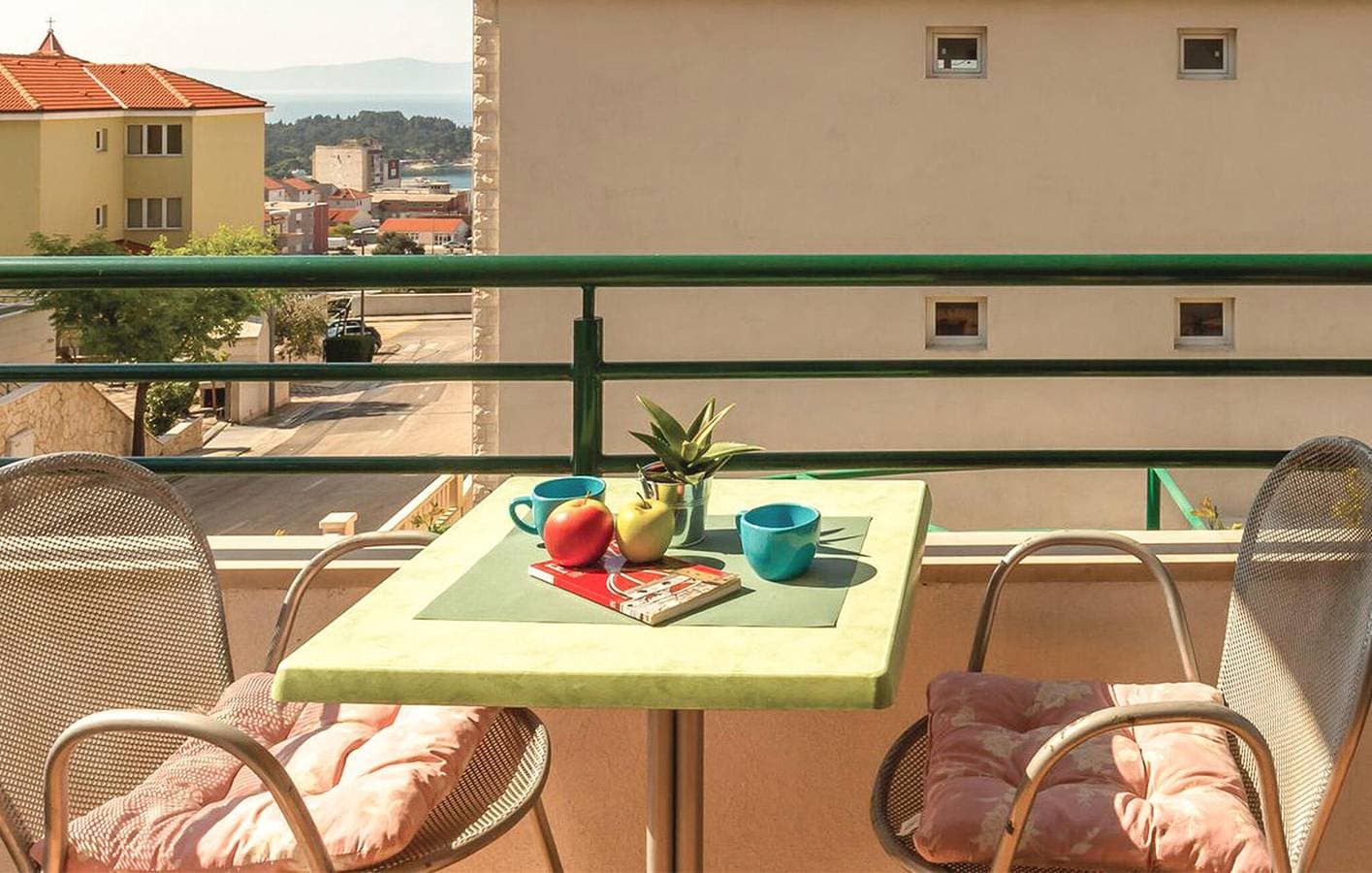 Foto 7 von 18: Modernes Apartment mit Terrasse, WLAN und Parkplatz in der Nähe von Makarska