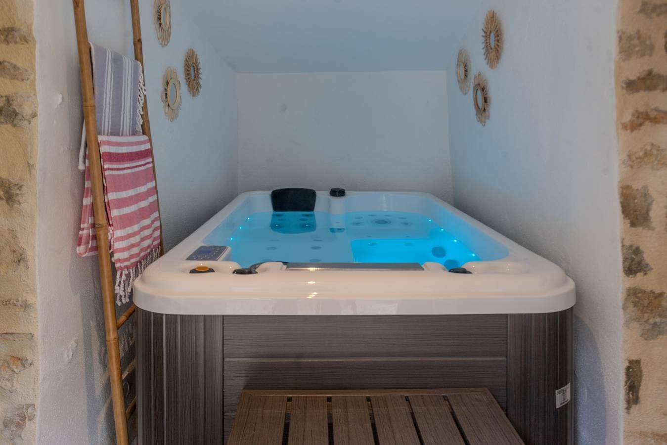 Foto 4 von 36: L'Écrin de la Rose – Ruheoase mit Pool und Natur