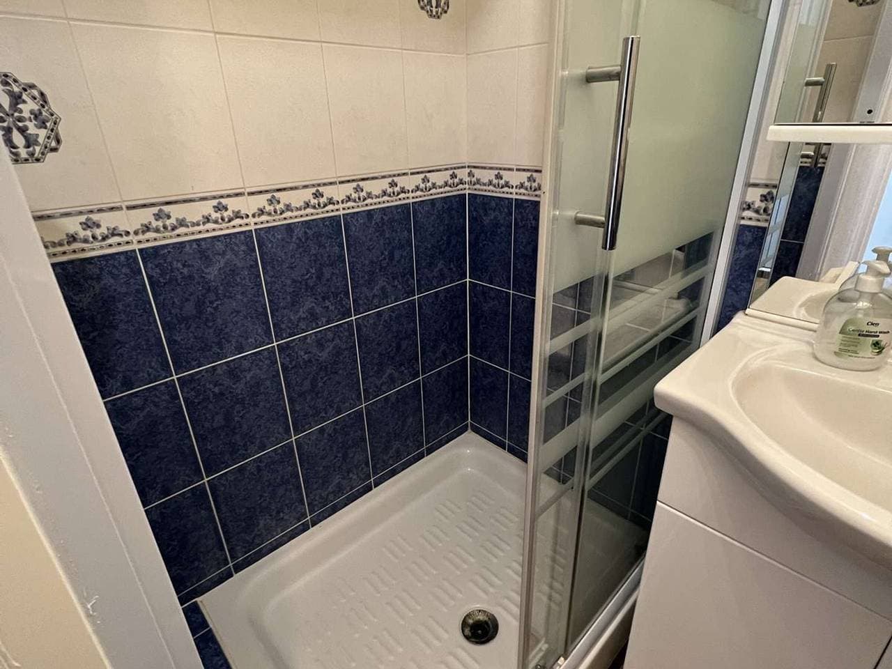 Foto 9 von 10: T2-Wohnung mit Aufzug, Waschmaschine, Parkplatz und Terrasse in Strandnähe