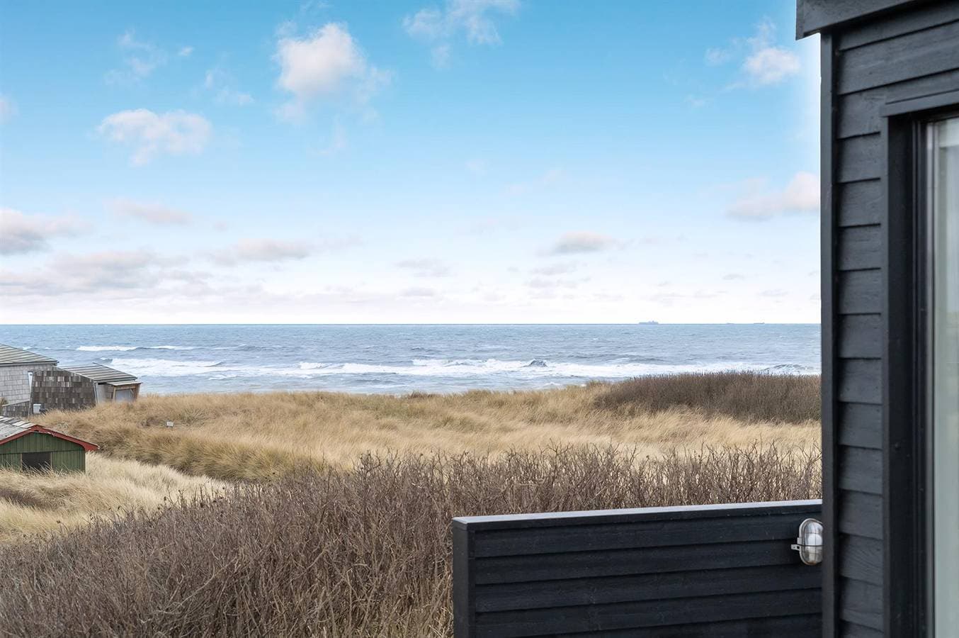 Foto 2 von 13: Stunning home in Hjøring w/ WiFi and 1 Bedrooms