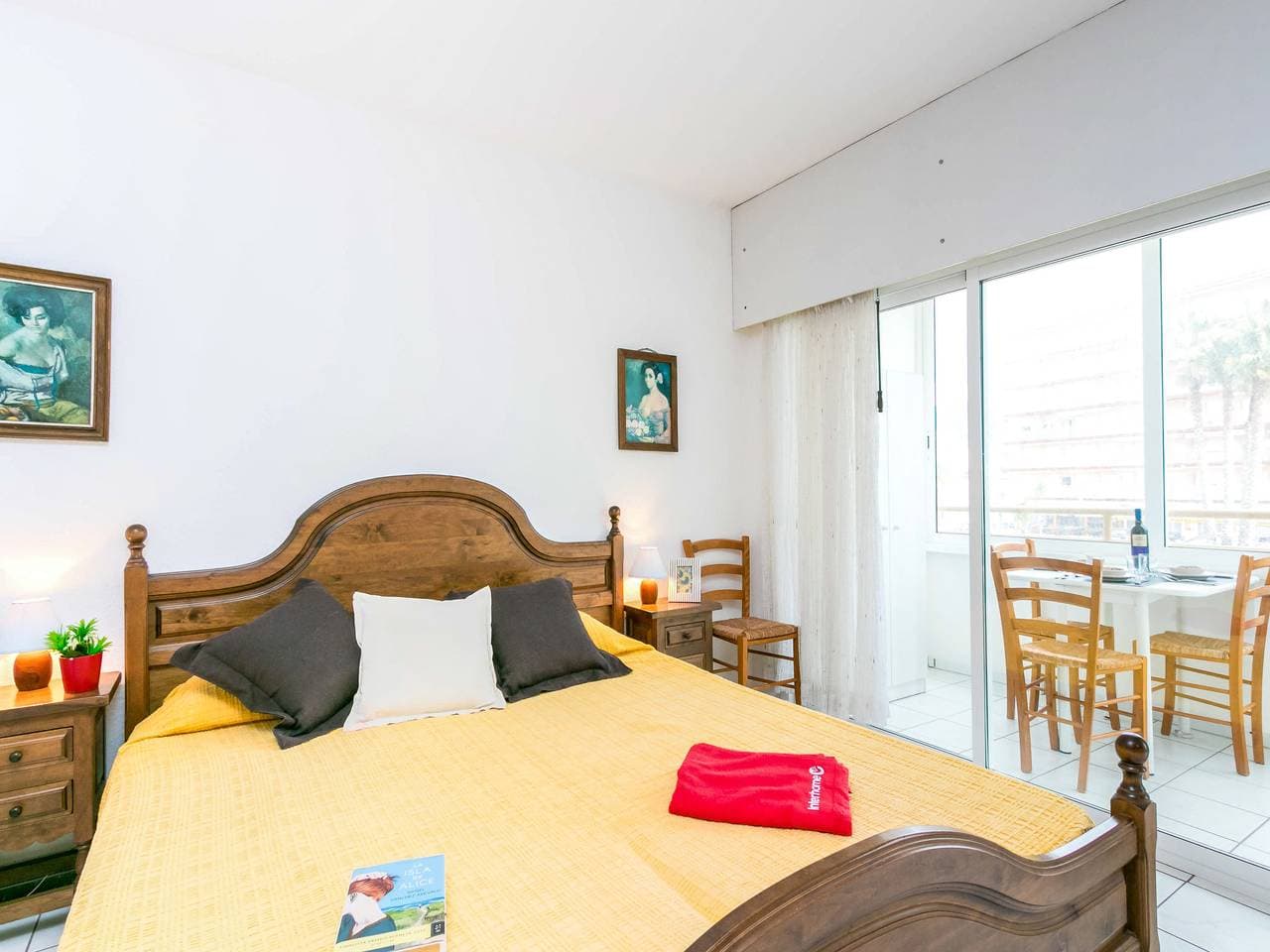 Foto 5 von 25: Roses Holiday Center