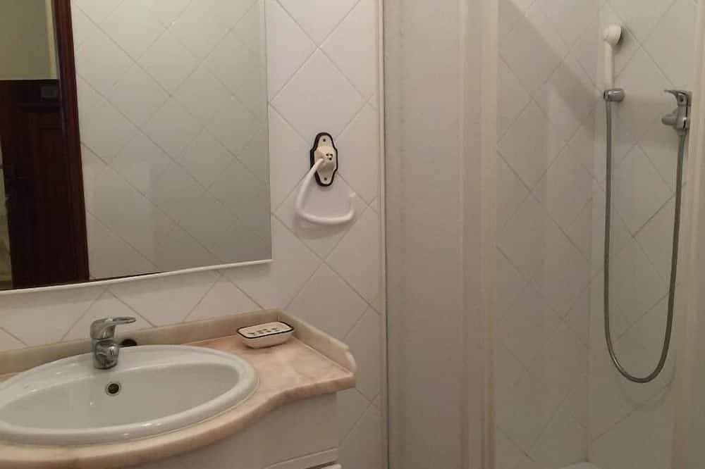 Foto 8 von 25: Prestige für Home-Praia da Alagoa Villa mit Garten, Grill und Parkplatz