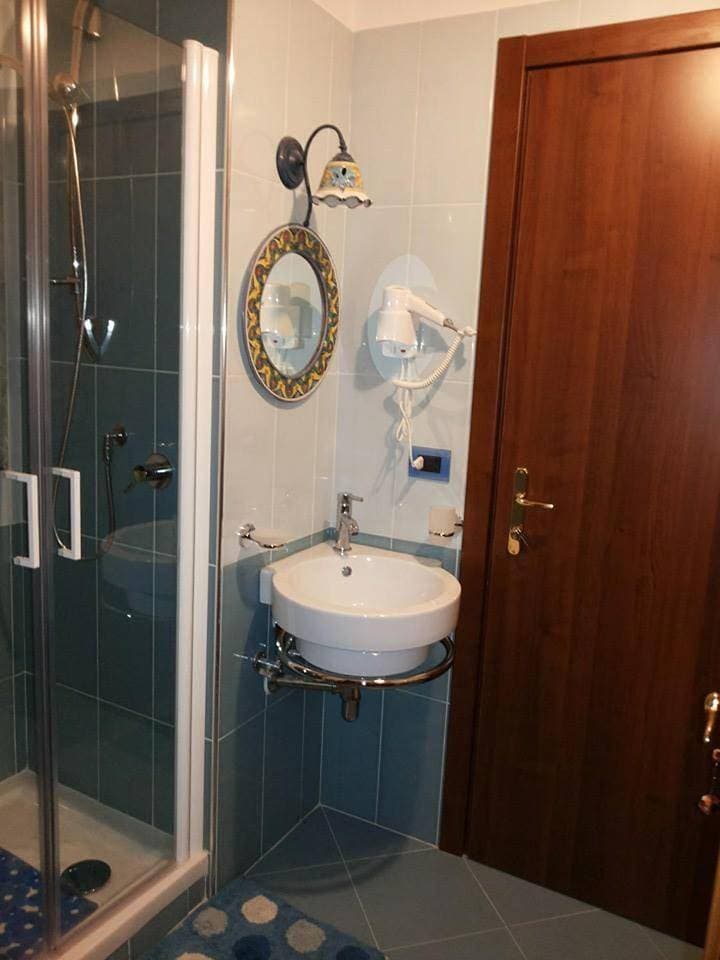 Foto 9 von 12: Small Double Room