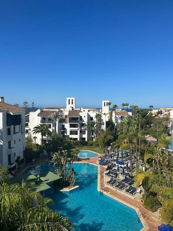 Foto 8 von 73: Three Bedroom Apartment with Sea View