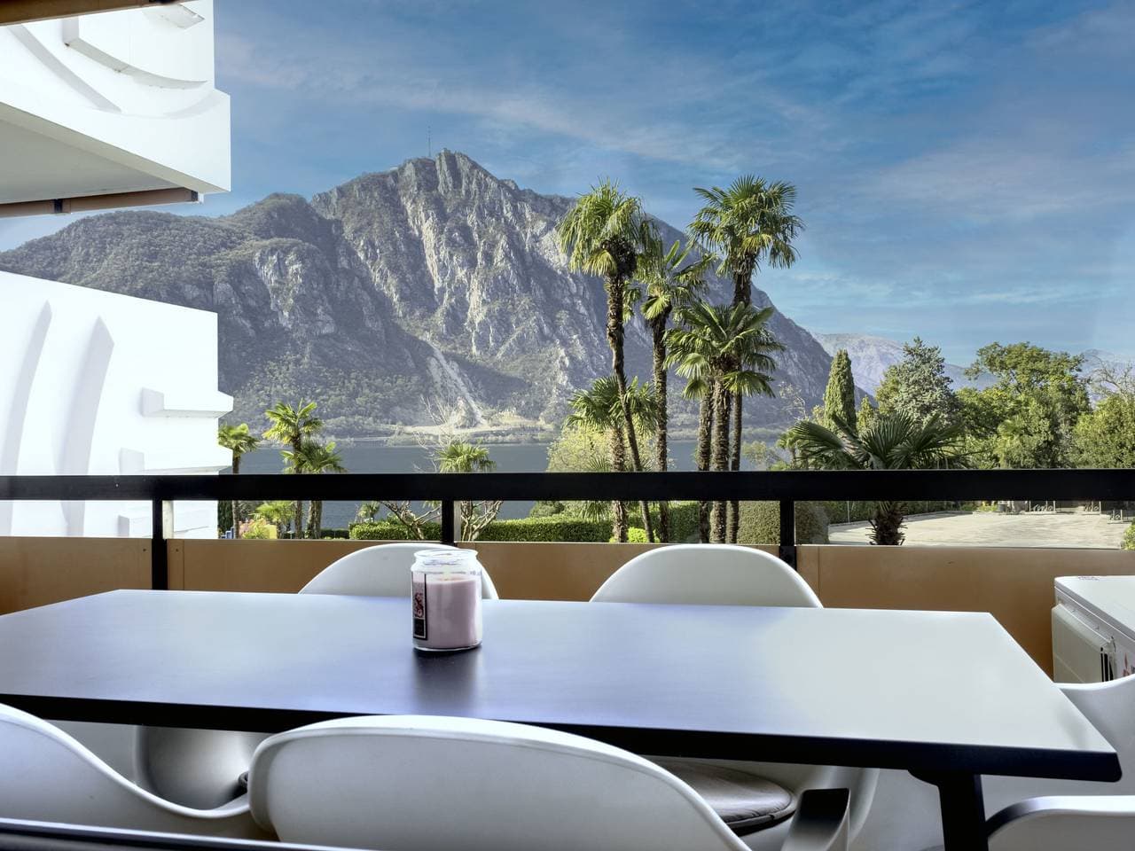Bissone 9 km von Lugano: Schönes, komfortables Appartementhaus Residenza Lago di Lugano 1