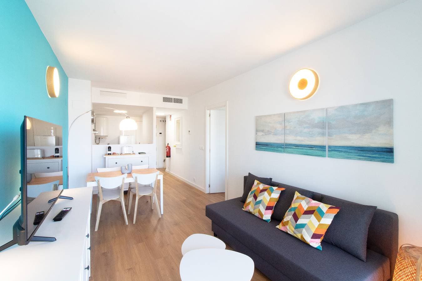 Foto 3 von 38: Proprietà globali: Appartamento moderno con piscina a Canet Beach