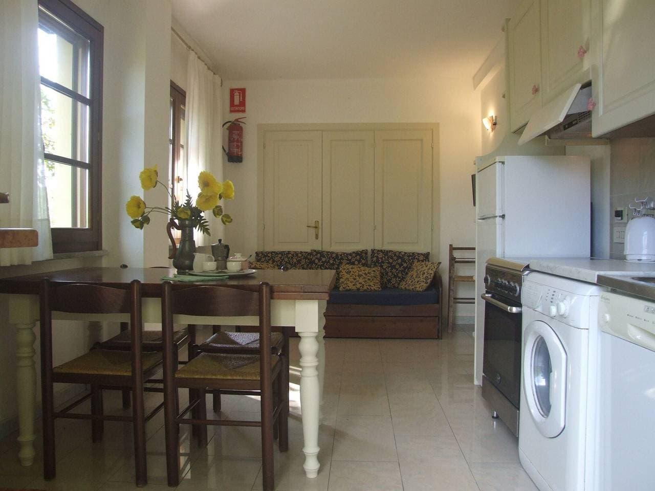 Foto 5 von 76: Wohnung in Sassetta mit Pool und Aussicht