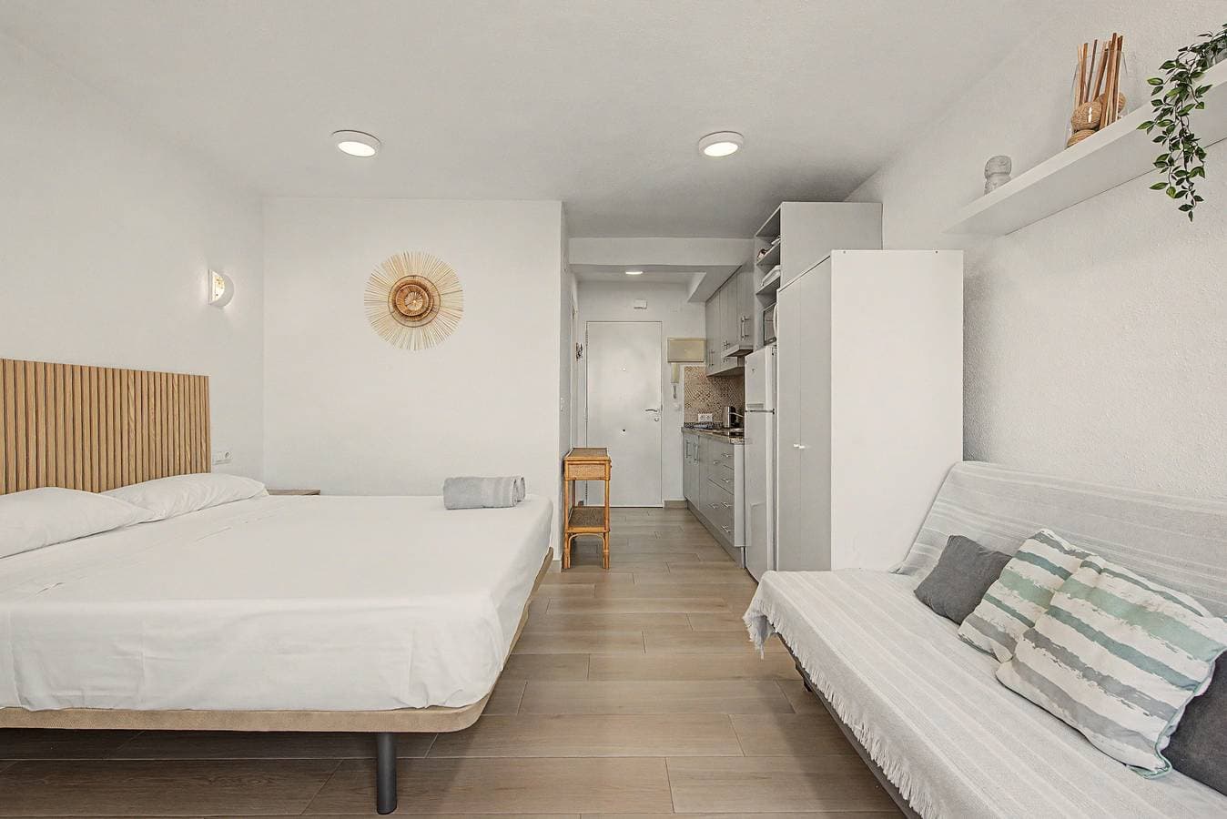 Foto 5 von 26: Studio-Apartment 'Sol Y Breeze' mit Meerblick, WLAN und Klimaanlage