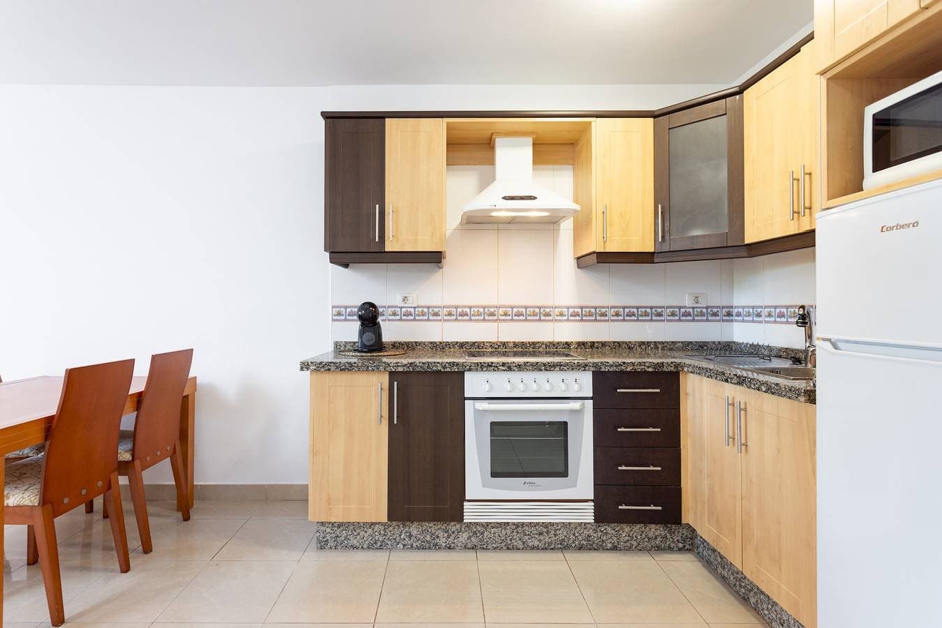 Foto 12 von 30: Ferienwohnung für 4 Personen mit Terrasse
