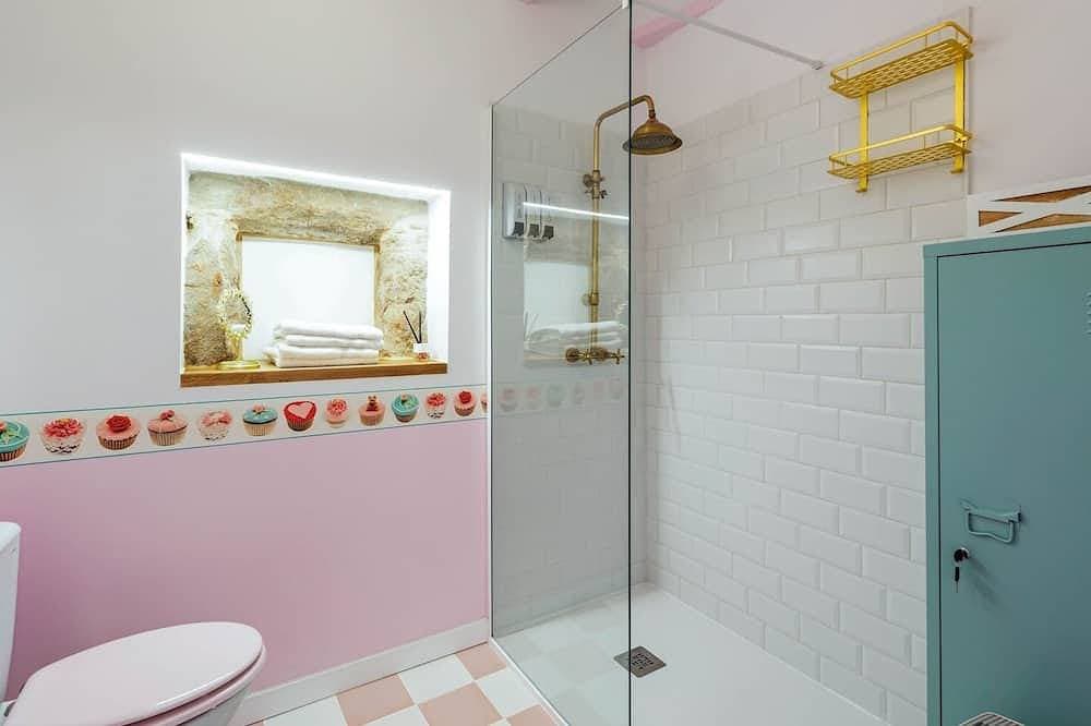 Foto 7 von 16: The 50's Suite. Barbie's summer house. Bathtub and jukebox