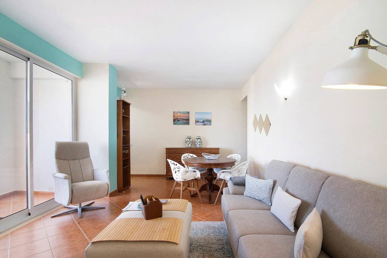 Foto 4 von 23: Ferienwohnung 'Apartamento Sunny' mit Meerblick, WLAN und Klimaanlage
