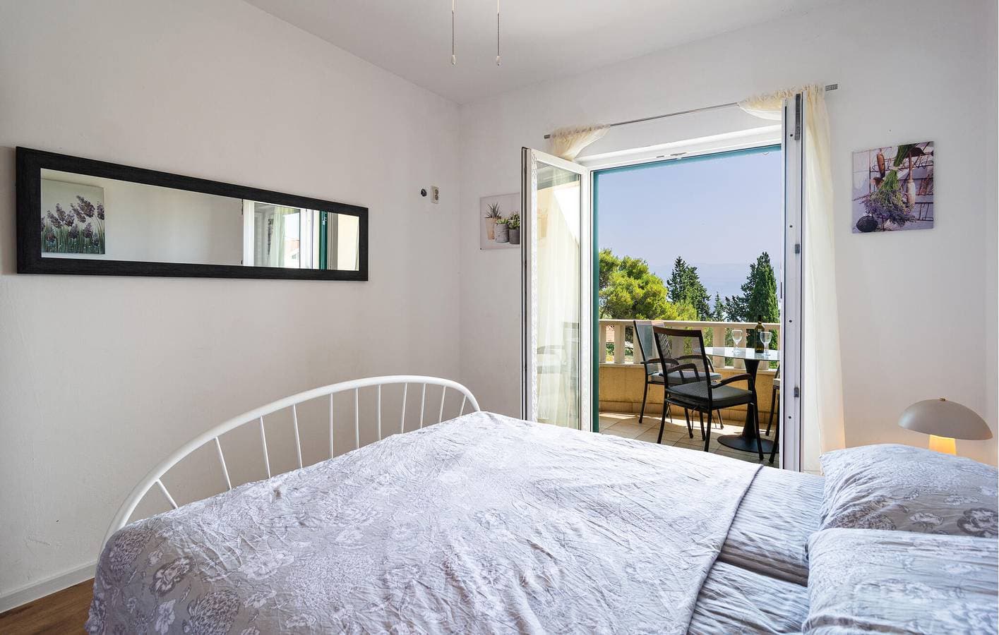 Foto 12 von 19: Apartment mit Meerblick, Terrasse, WLAN und Parkplatz – 2,5 km vom Strand entfernt