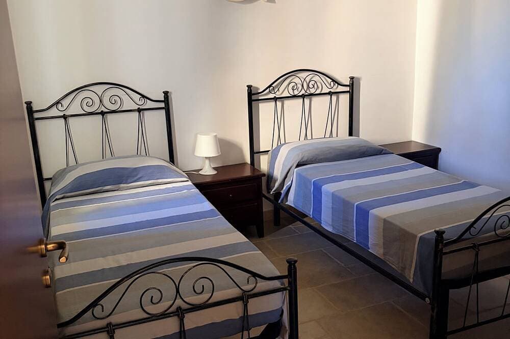 Foto 4 von 30: Salento: In San Gregorio Villa Mit Civeury Olive Grove, Garten Und Porch