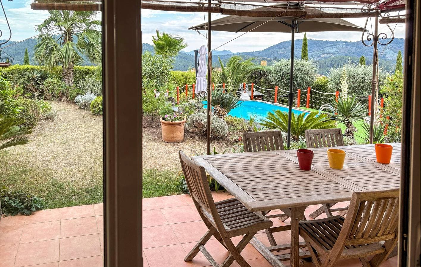 Foto 13 von 28: Apartment mit Meerblick, Pool und Terrasse in der Nähe des Stadtzentrums von Tanneron