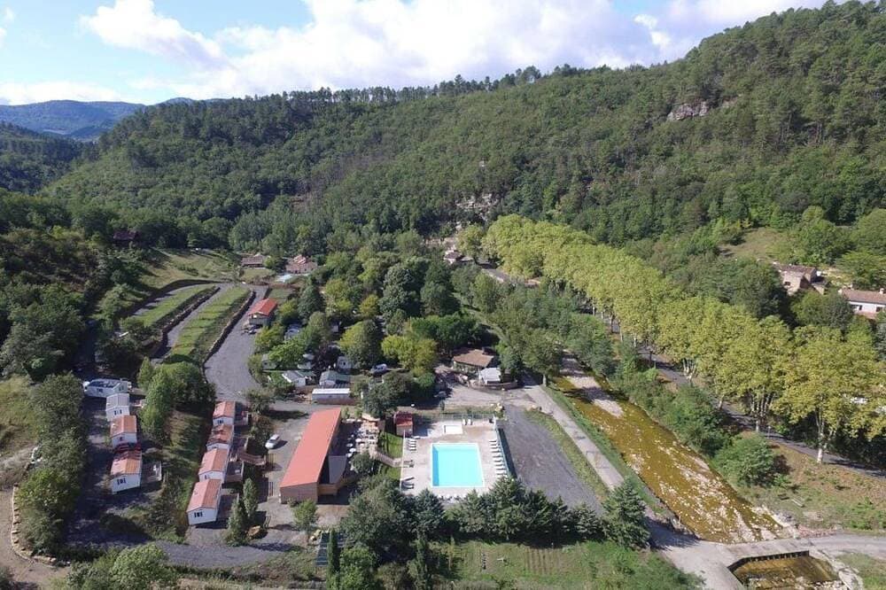 Foto 9 von 21: Camping 3 étoiles - Piscine  - ccbgdcd
