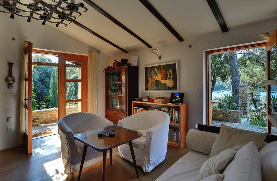 Foto 13 von 34: Traumhafte Finca direkt an der kristallklaren Adria mit privatem Pool, Klima, WLAN, Haustiere erlaubt