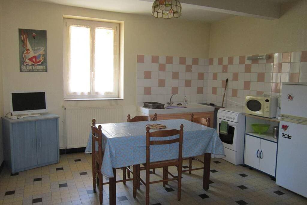 Foto 2 von 18: One-Bedroom Apartment