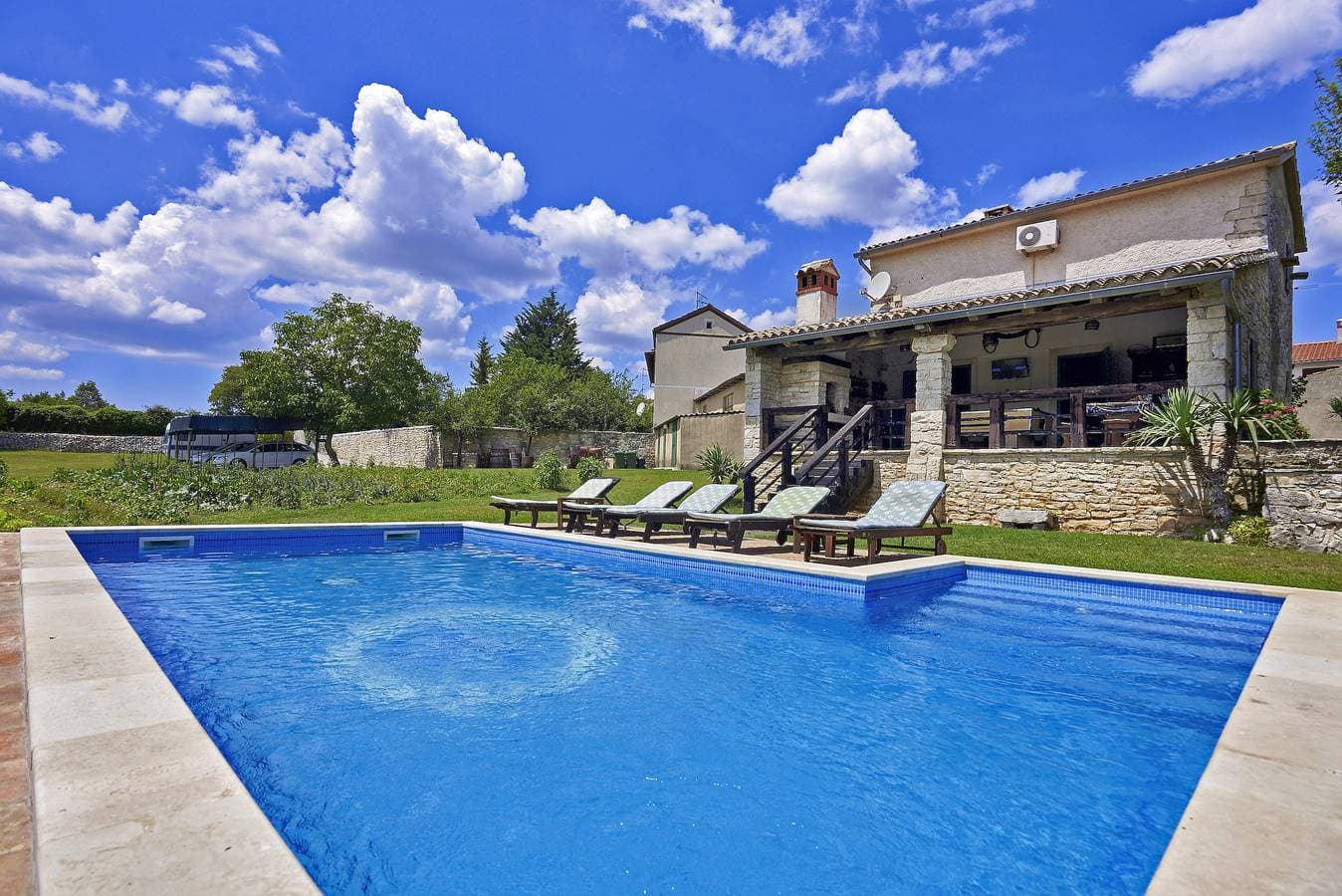 Foto 2 von 32: Ferienhaus Stara Hiža * weitläufiges Grundstück, privater Pool, WLAN