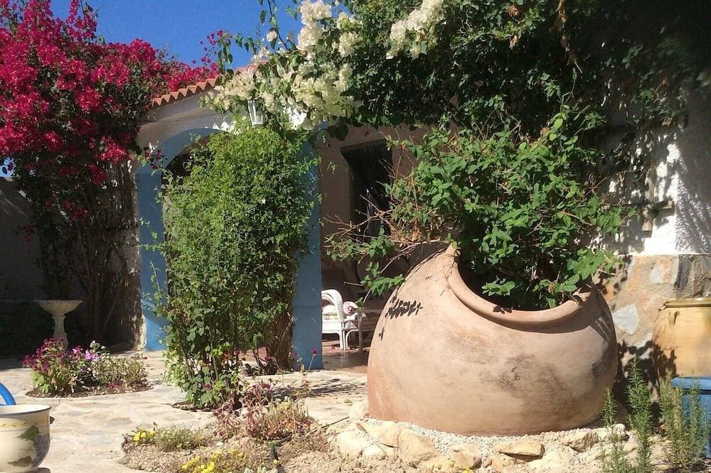 Foto 12 von 30: Villa Casa Hermosa in Los Banos De Fortuna, friedlich, ruhig mit eigenem Pool
