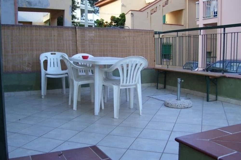 Apartment Im Grundstock Mit Cala Gonone Veranda Bei 30 Mt Vom Meer 1