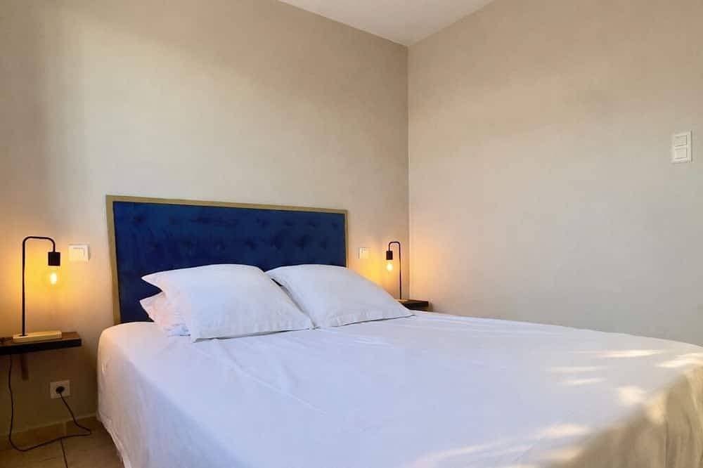 Foto 2 von 22: Charming villa for 4 people, private pool between sea and mountains