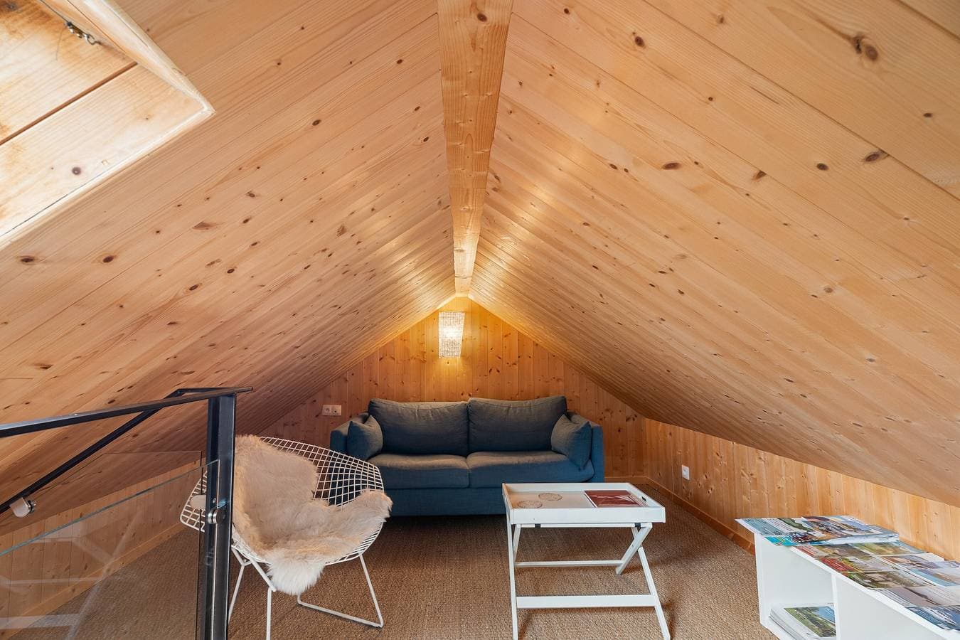 Foto 12 von 21: Gästehaus 'La Cabane dans les charmes' mit privater Terrasse, Gemeinschaftsgarten und WLAN