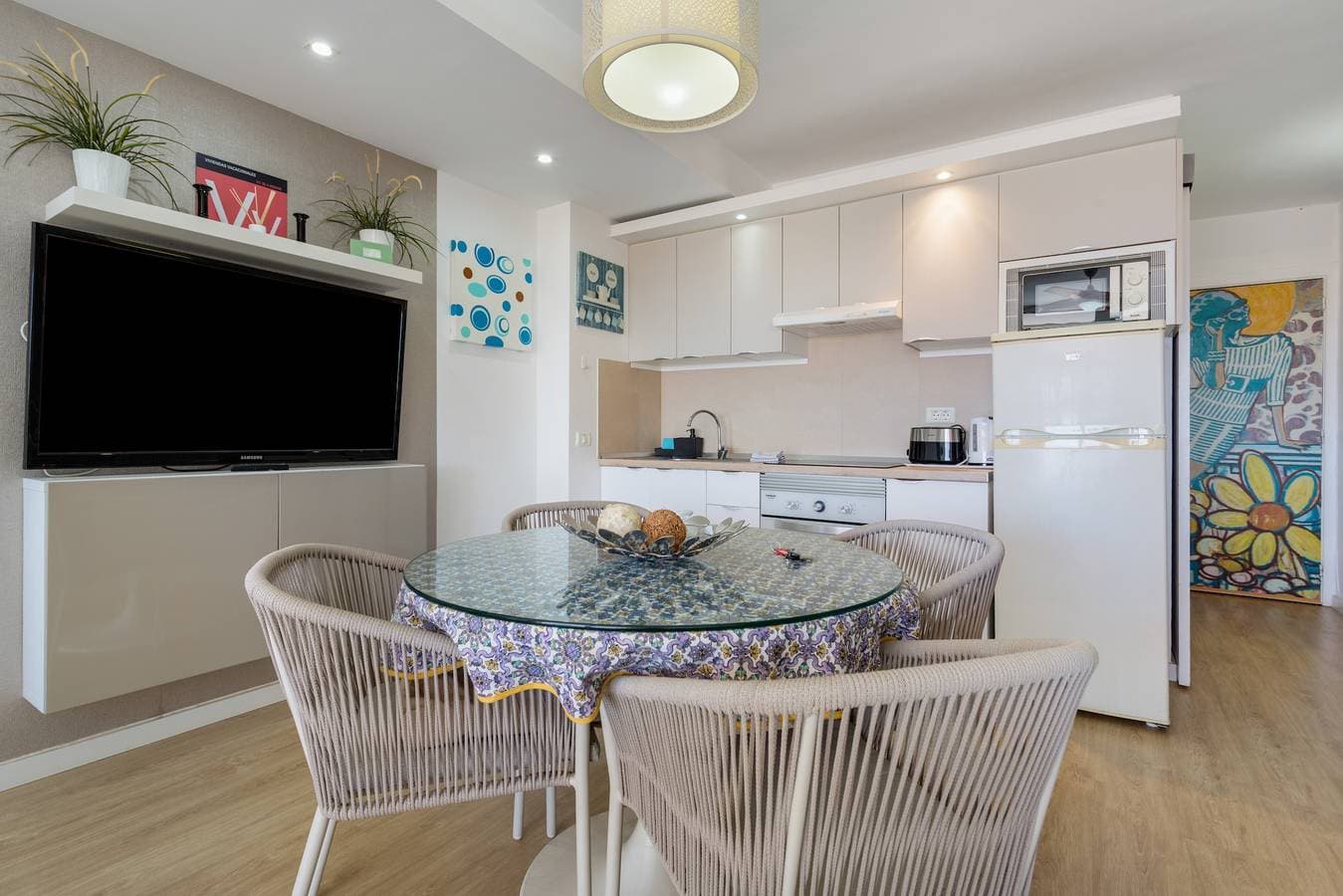 Foto 5 von 30: Ferienwohnung 'Lovely Nice Los Cristianos' mit Meerblick, Gemeinschaftspool und WLAN